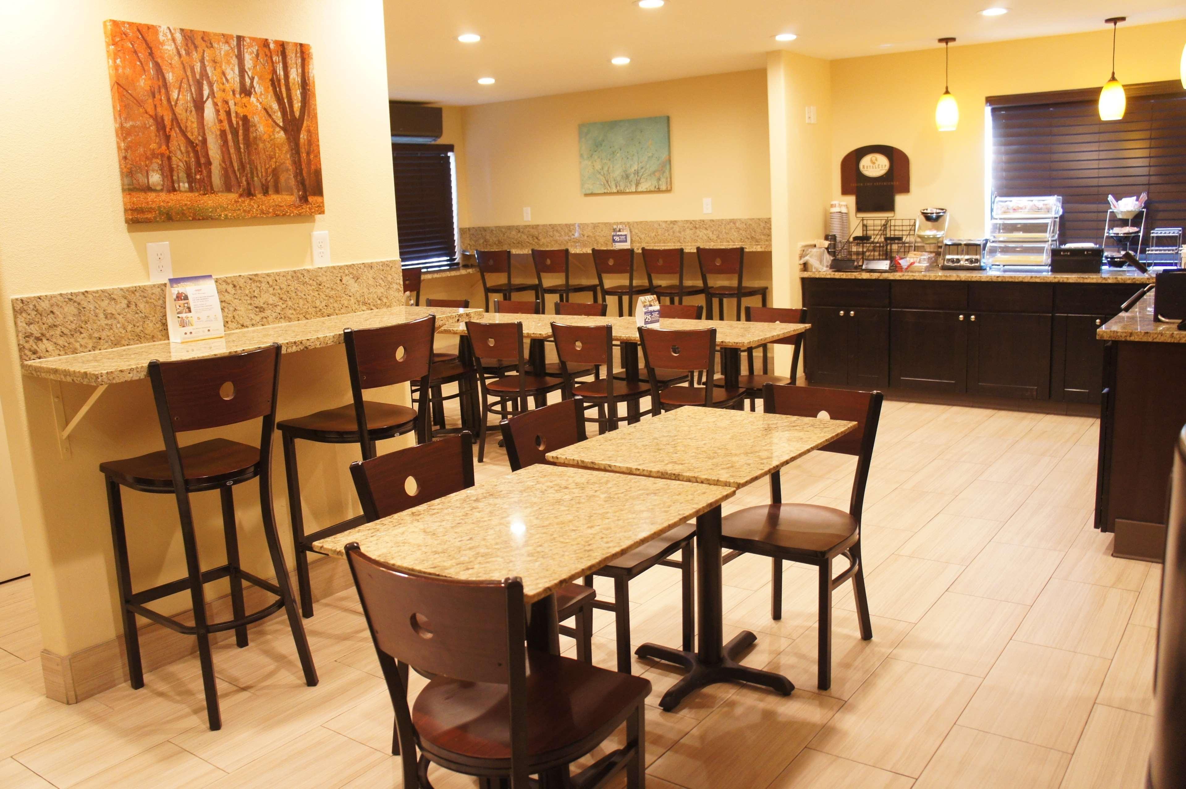 Best Western Plus Inn Of Hayward Εξωτερικό φωτογραφία