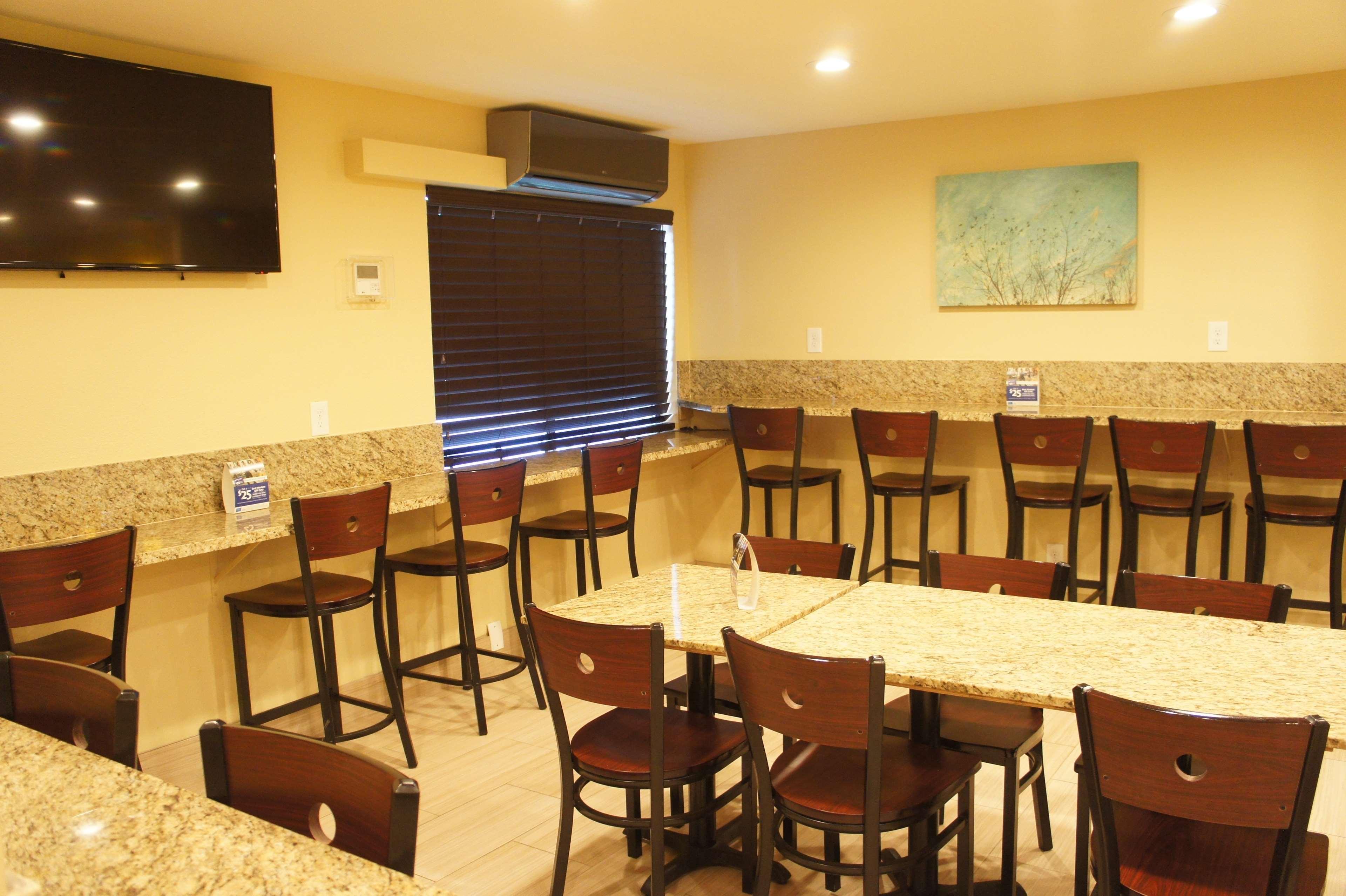 Best Western Plus Inn Of Hayward Εξωτερικό φωτογραφία