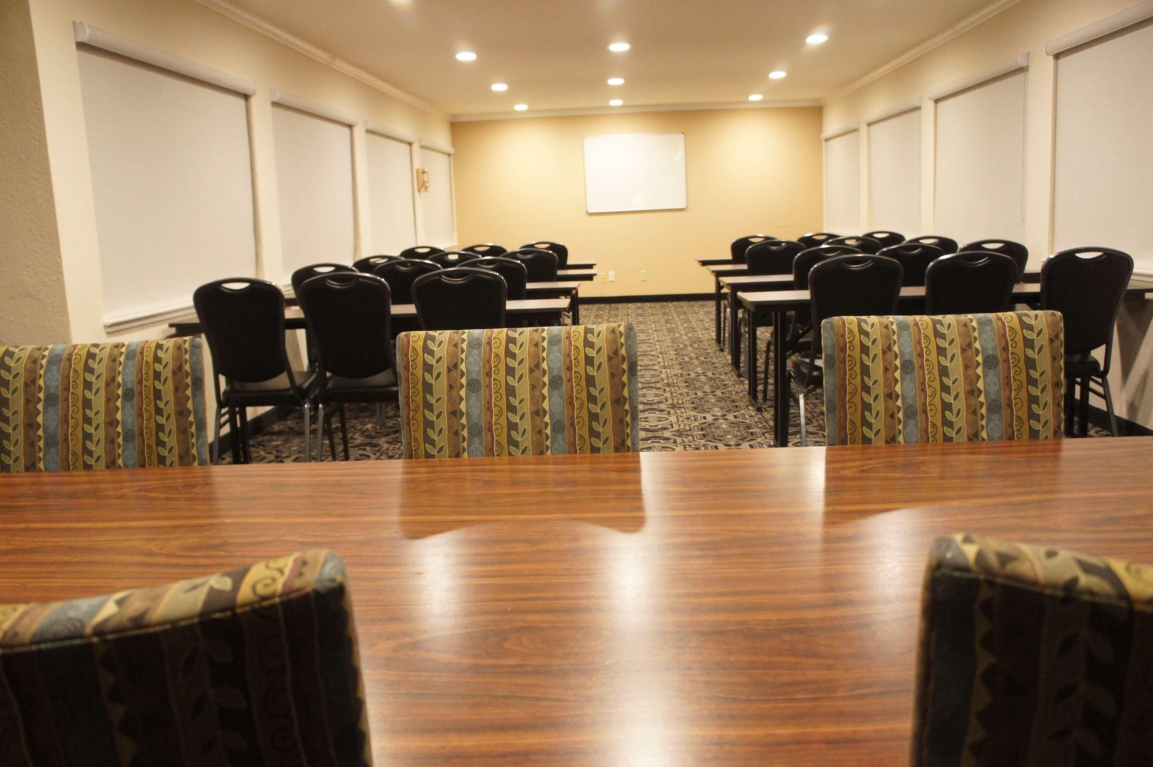 Best Western Plus Inn Of Hayward Εξωτερικό φωτογραφία