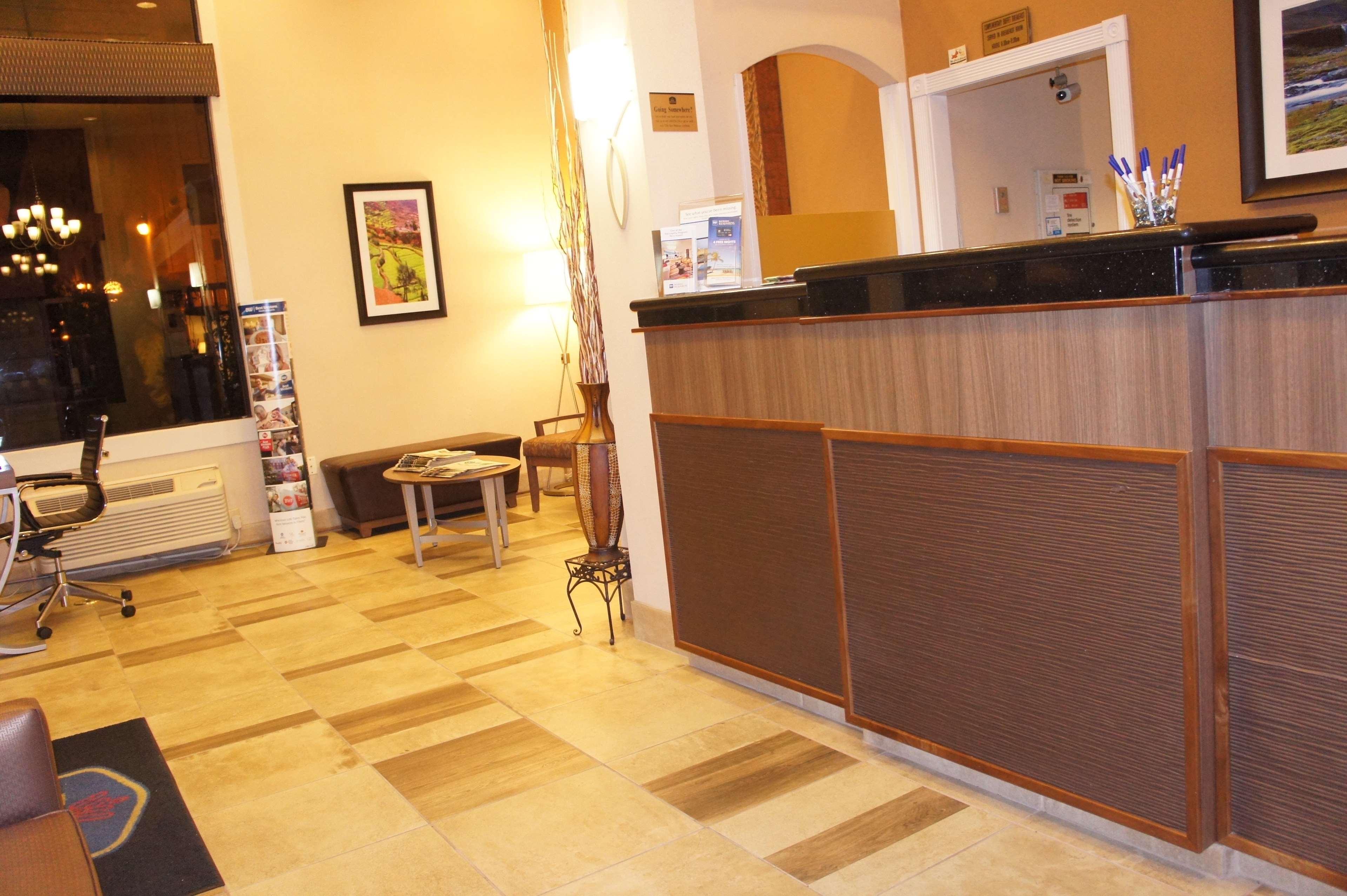Best Western Plus Inn Of Hayward Εξωτερικό φωτογραφία