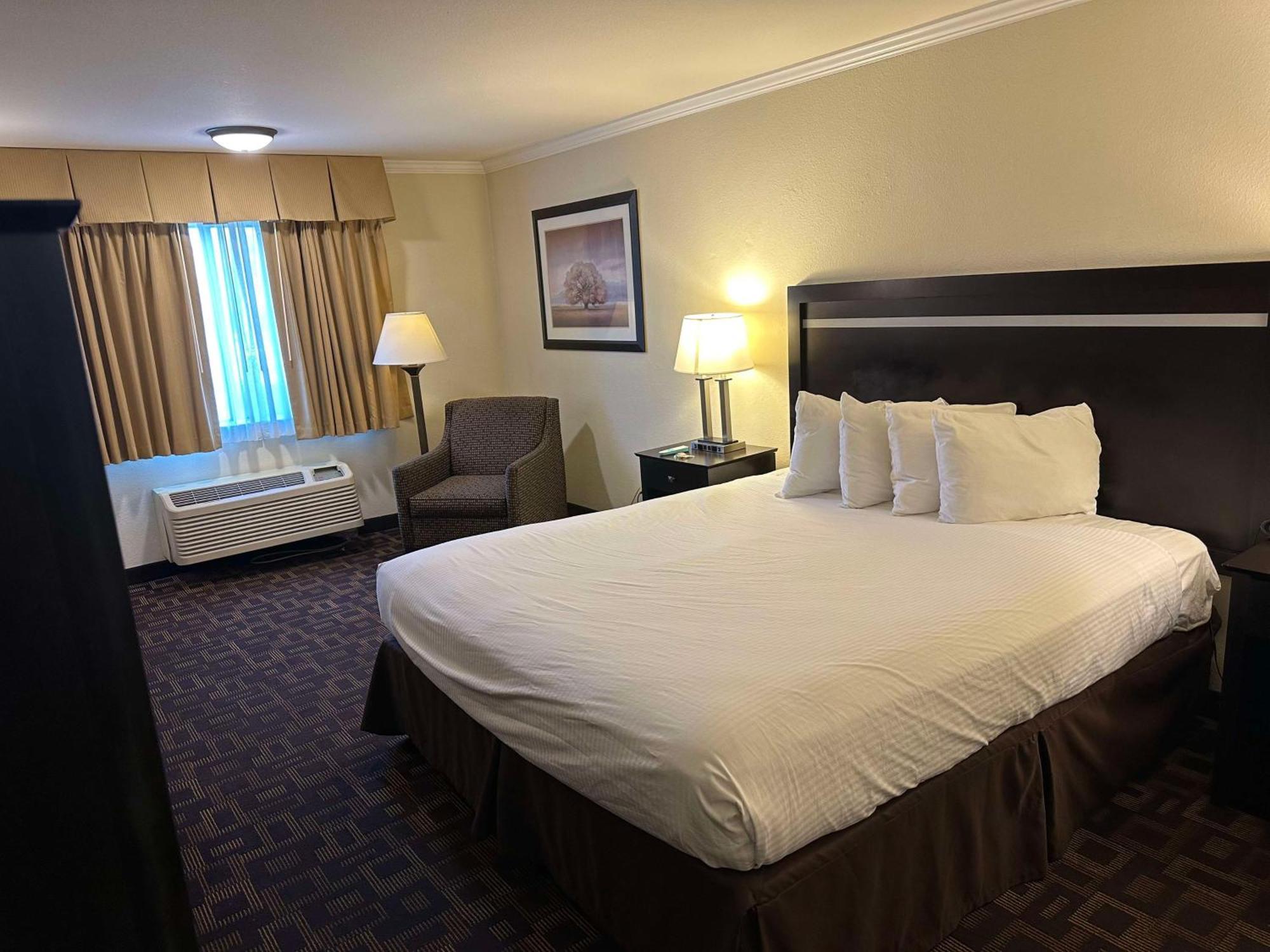 Best Western Plus Inn Of Hayward Εξωτερικό φωτογραφία