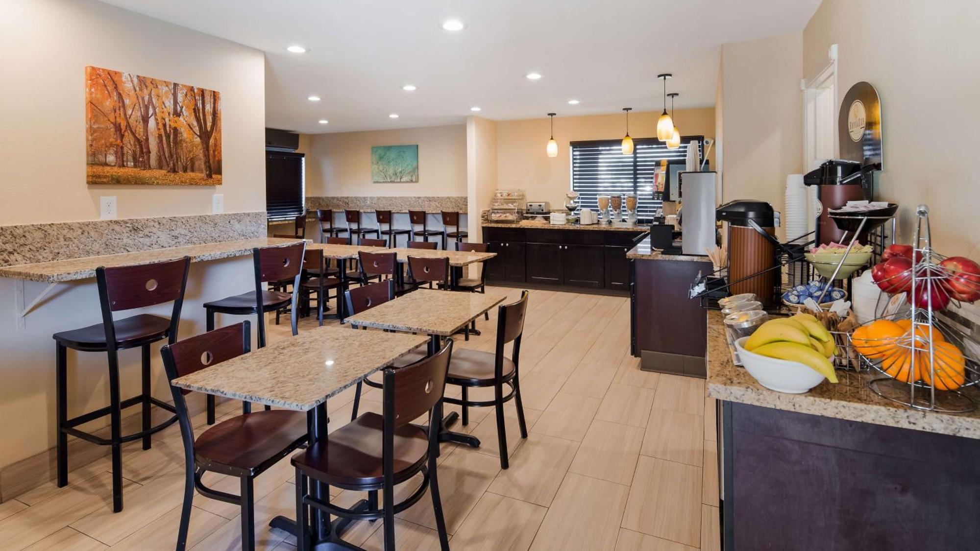 Best Western Plus Inn Of Hayward Εξωτερικό φωτογραφία